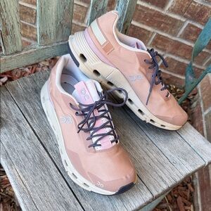 On Running Cloud Nova Women’s 11 Running Shoes - Rose Brown Orchid Colorway